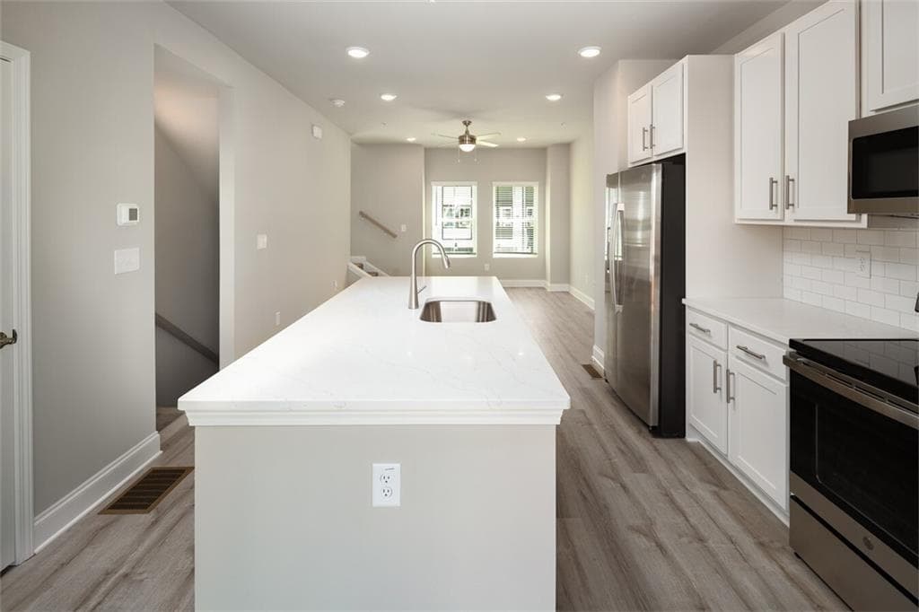 2 bedroom, 3 bathroom, 1,460 sq ft townhouse for rent at 3960 Redan Road B2, Stone Mountain, GA 30083 for $2,499 a month — photo 7