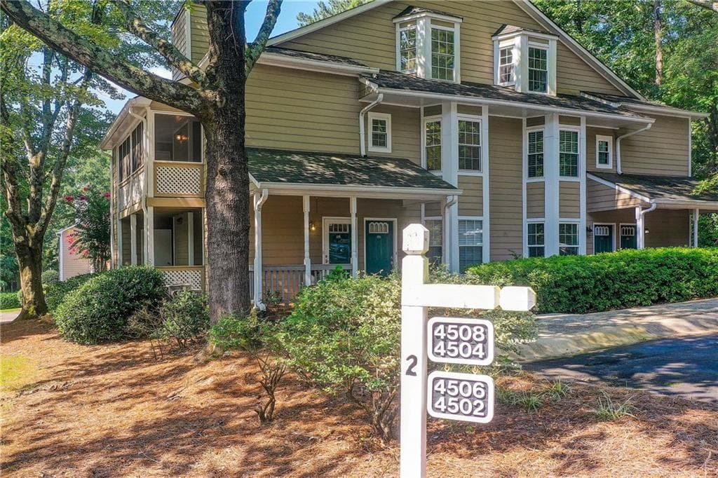 4502 Pineridge Circle, Dunwoody, GA 30338 — most recent listing photo