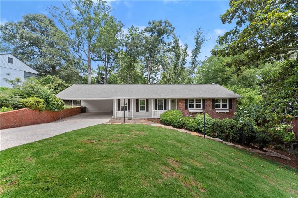 660 Crestview Terrace, Gainesville, GA 30501 — most recent listing photo