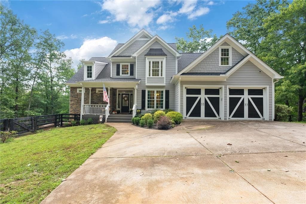 637 Amicalola Drive, Dawsonville, GA 30534 — most recent listing photo