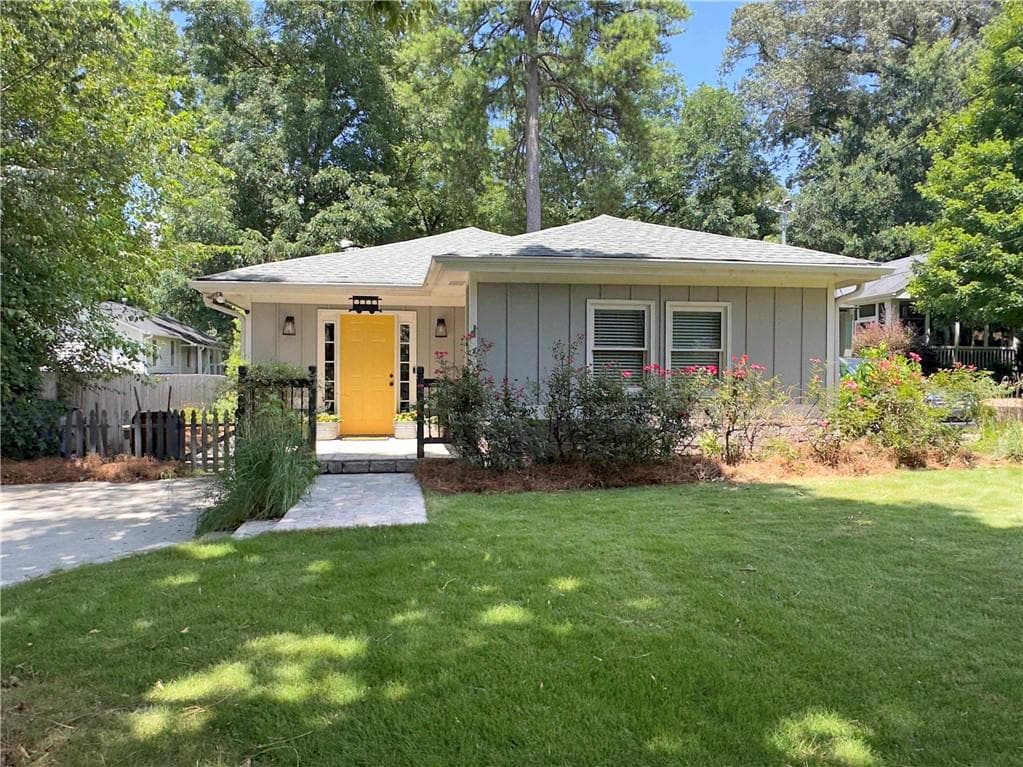 3 bedroom, 2 bathroom, 1,314 sq ft single family residence sold at 1088 Shelby Pl, Atlanta, GA 30316