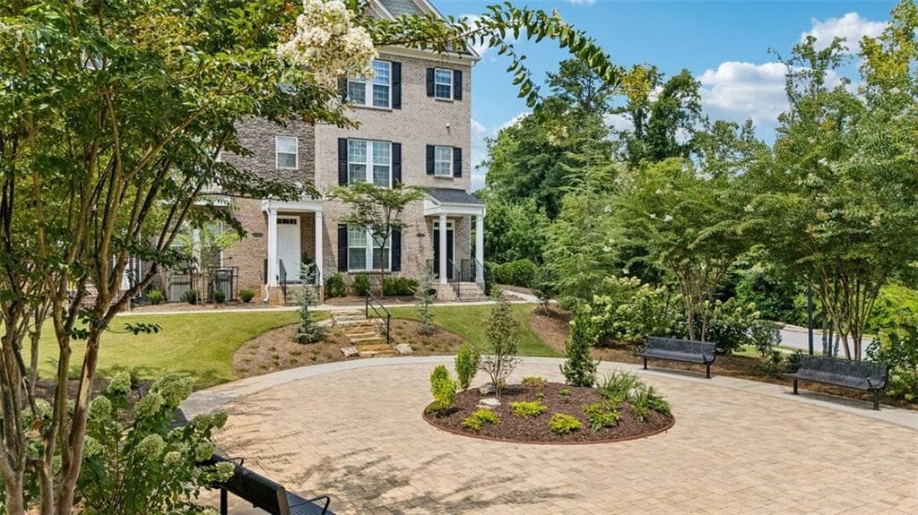 2025 Humboldt Park Lane, Decatur, GA 30033 — most recent listing photo