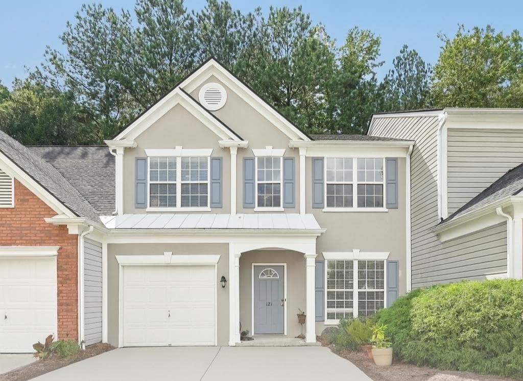 3 bedroom, 3 bathroom, 1,616 sq ft townhouse sold at 13300 Morris Road 121, Alpharetta, GA 30004