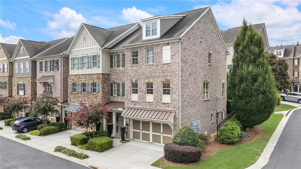 961 Thibideau Court, Sandy Springs, GA 30328 — most recent listing photo