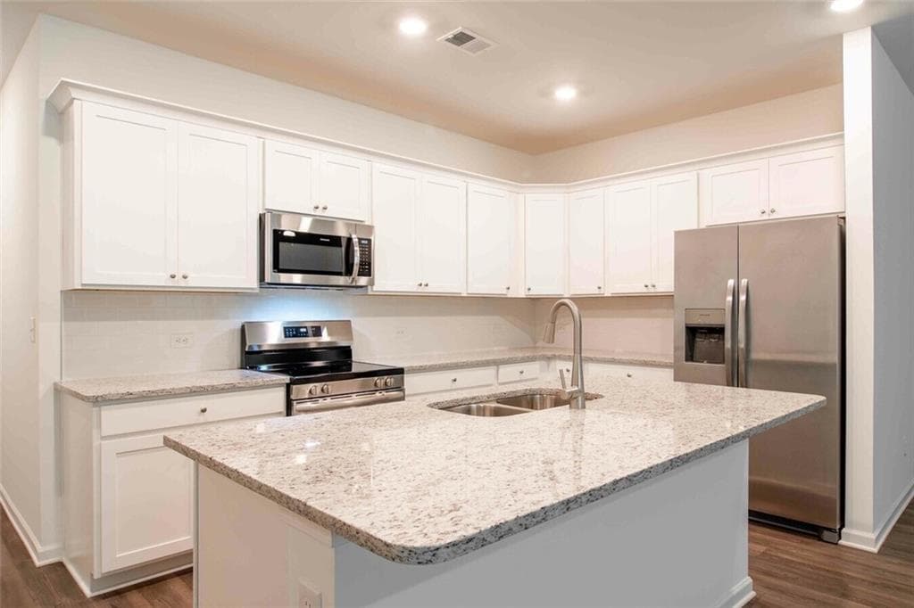 3 bedroom, 3 bathroom, 1,382 sq ft single family residence for rent at 12006 Crosswicks Road Bliss, Union City, GA 30291 for $2,649 a month — photo 10