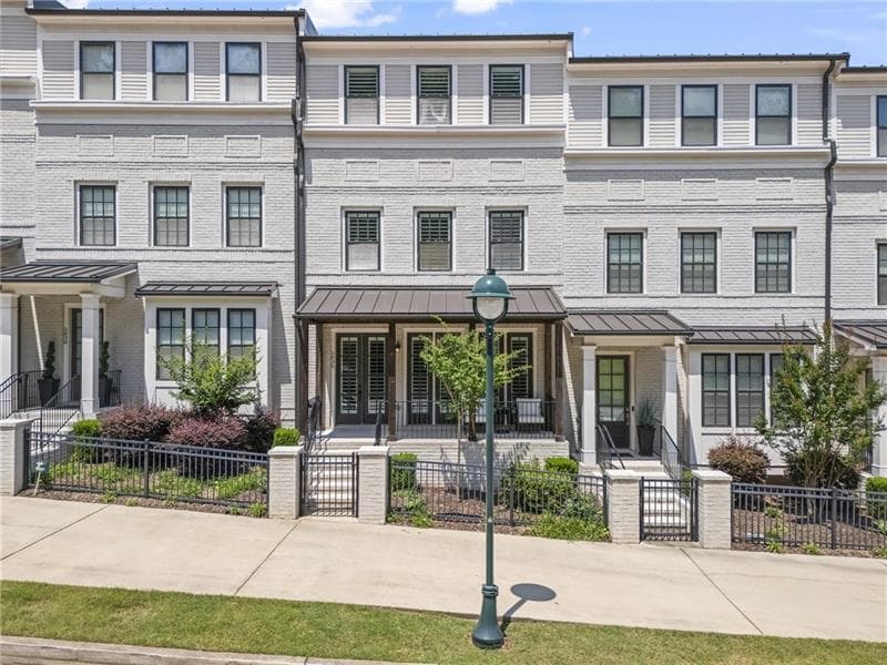 5836 Sandy Springs Circle, Sandy Springs, GA 30328 — most recent listing photo