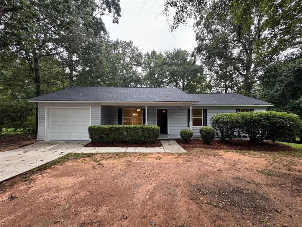 3 bedroom, 2 bathroom single family residence sold at 510 Acorn Drive, Thomaston, GA 30286
