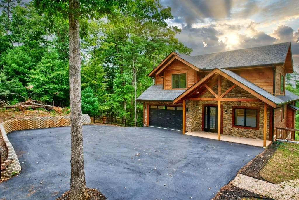 475 Parnell Drive, Ellijay, GA 30540 — most recent listing photo