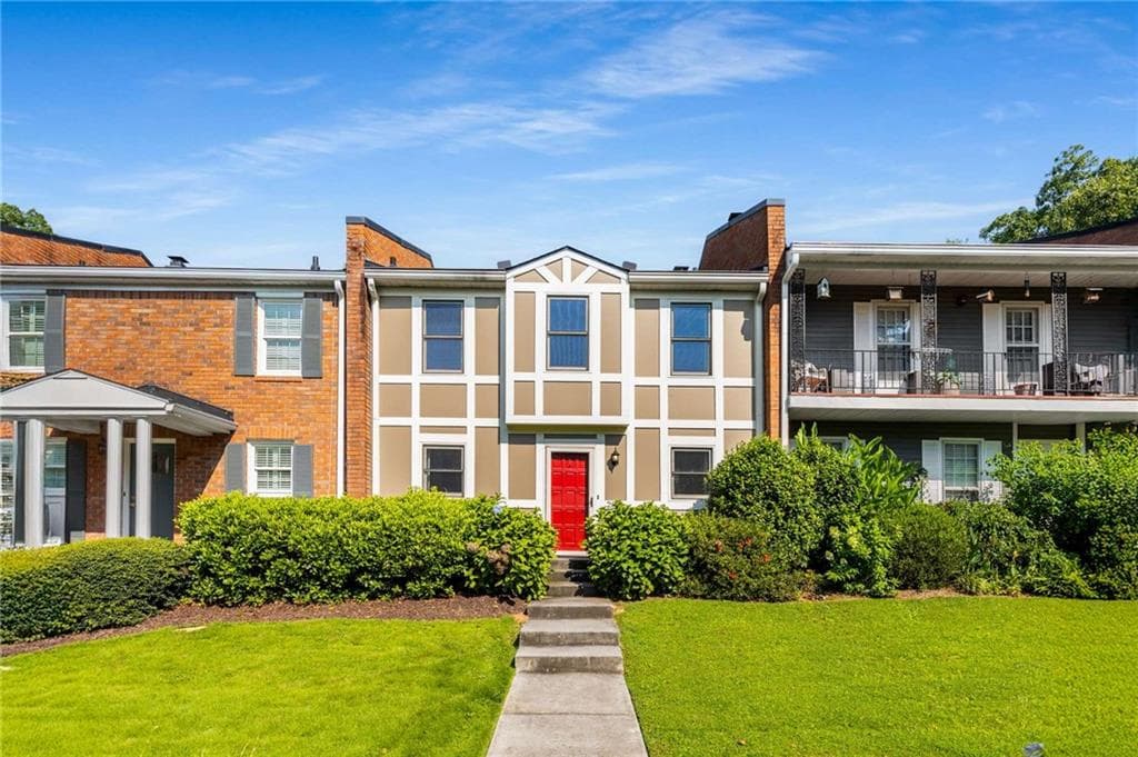 2916 Lavista Way, Decatur, GA 30033 — most recent listing photo
