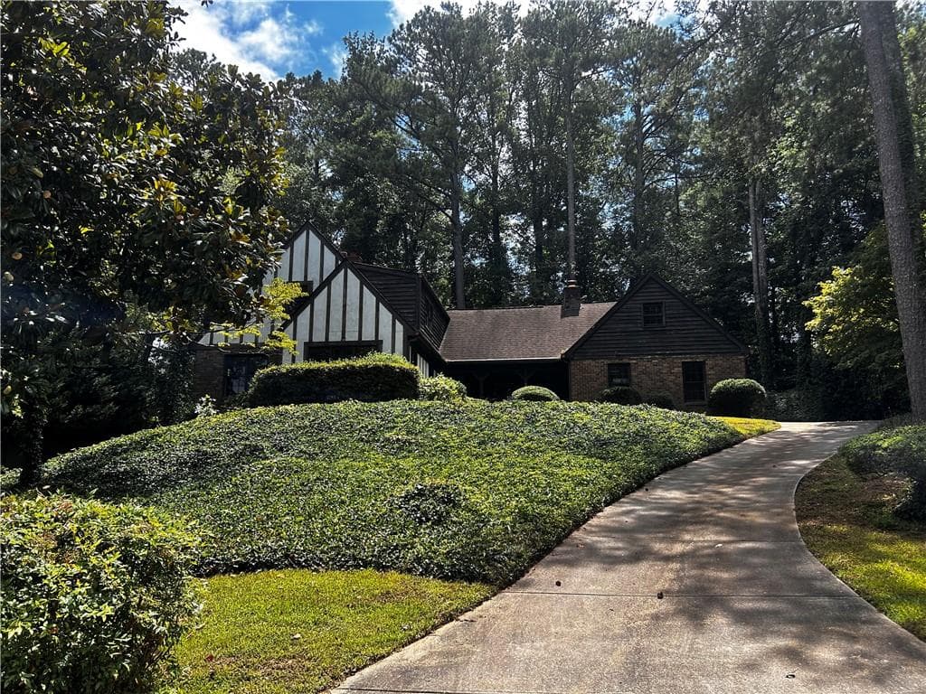 285 Old College Way, Sandy Springs, GA 30328 — most recent listing photo