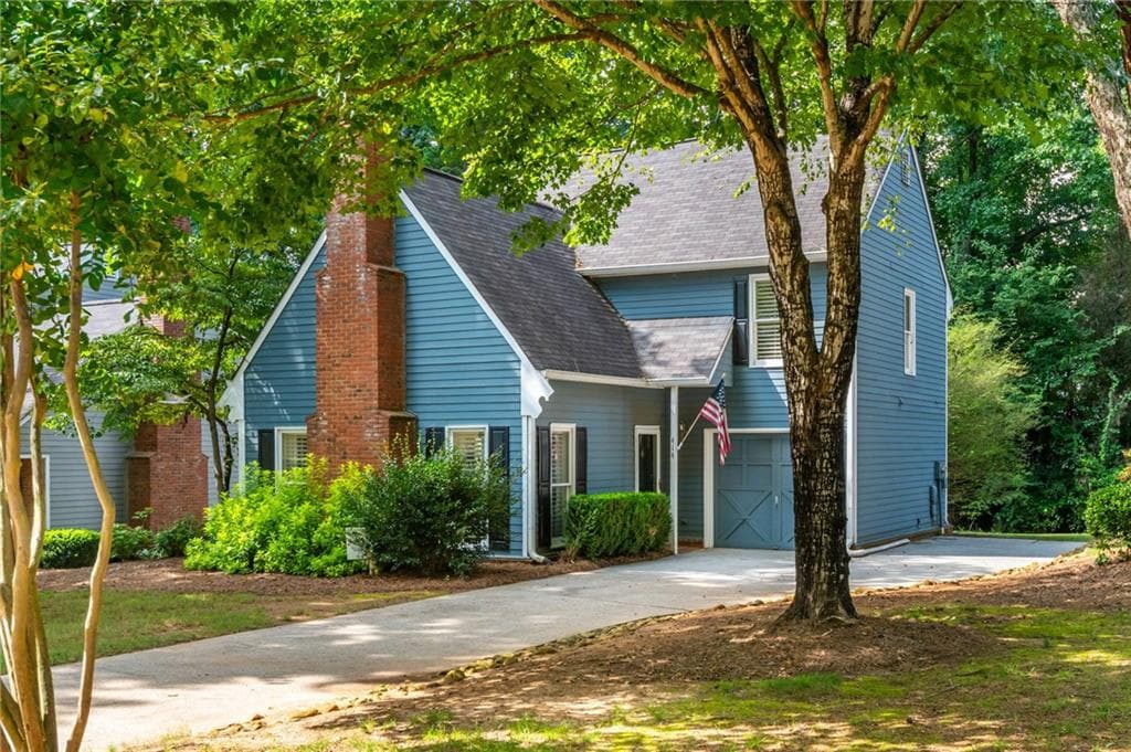 2 bedroom, 3 bathroom, 1,488 sq ft single family residence sold at 414 Roswell Green Lane, Roswell, GA 30075