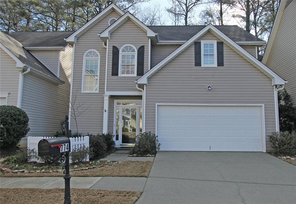 3 bedroom, 2,533 sq ft single family residence sold at 774 Gardenside Circle, Marietta, GA 30067