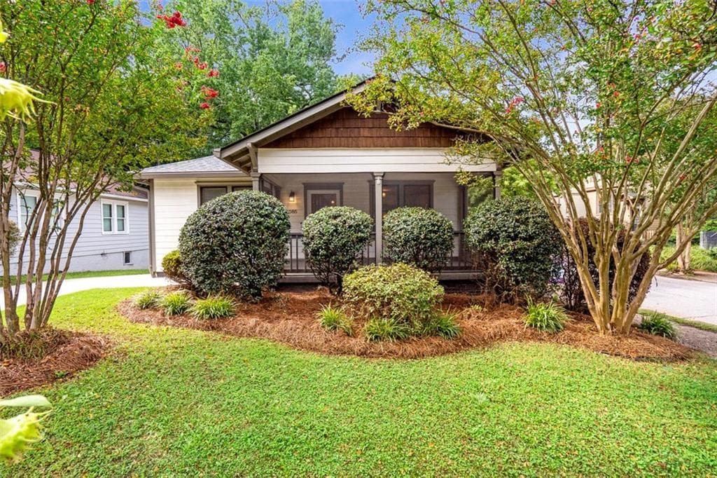 3 bedroom, 2 bathroom, 1,436 sq ft single family residence sold at 1085 BOULEVARD Drive, Atlanta, GA 30317