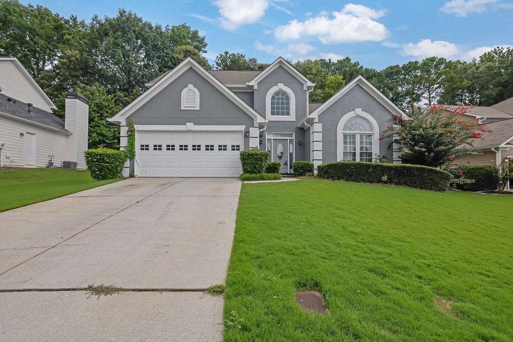 3 bedroom, 3 bathroom, 2,187 sq ft single family residence sold at 4785 Pomarine Circle, Peachtree Corners, GA 30092