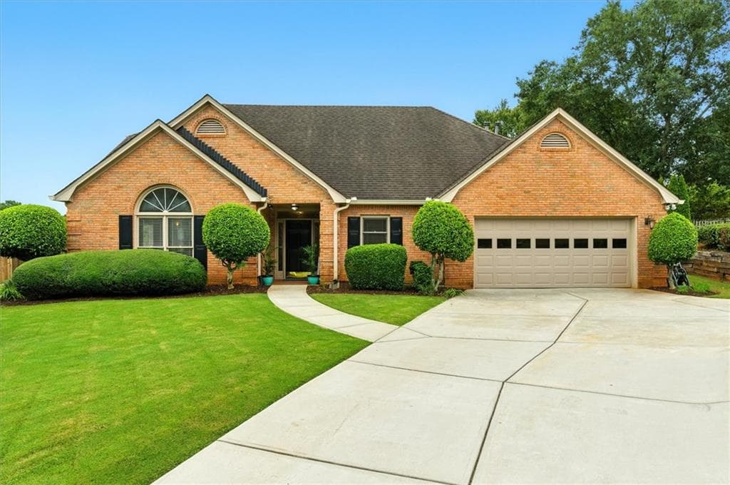 275 Singletree Trace, Alpharetta, GA 30004 — most recent listing photo