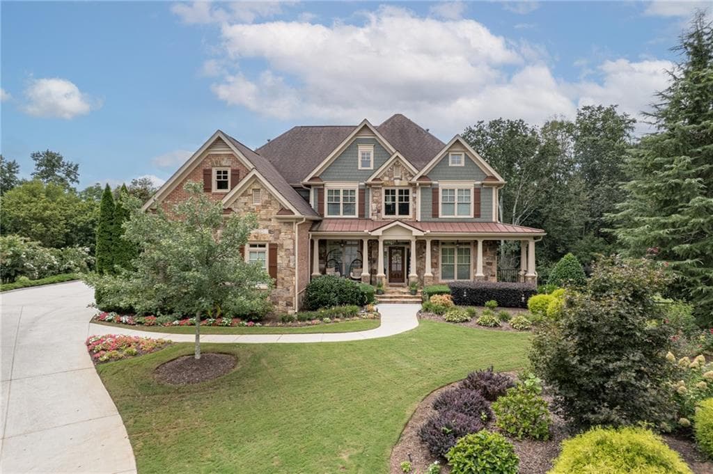 6435 Lakeaires Drive, Cumming, GA 30040 — most recent listing photo