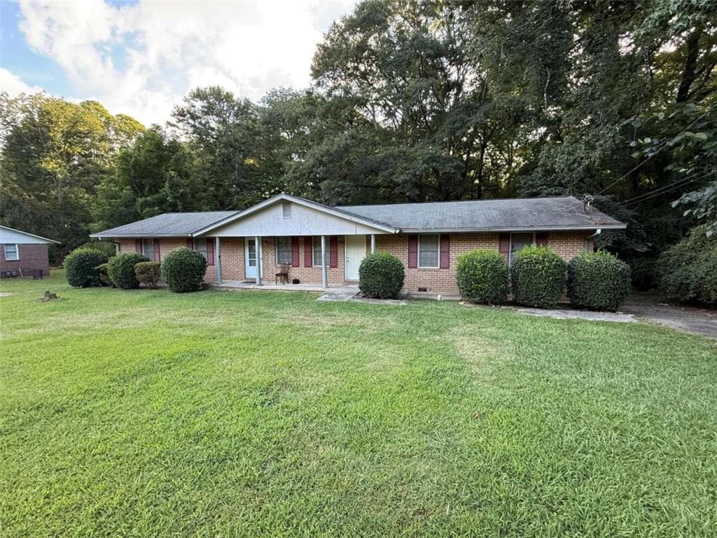 6105 E Fayetteville Drive