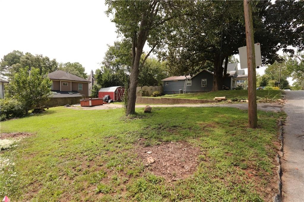 3 bedroom, 2 bathroom, 1,160 sq ft single family residence for sale at 1194 Warfield Street, Atlanta, GA 30318 — photo 6