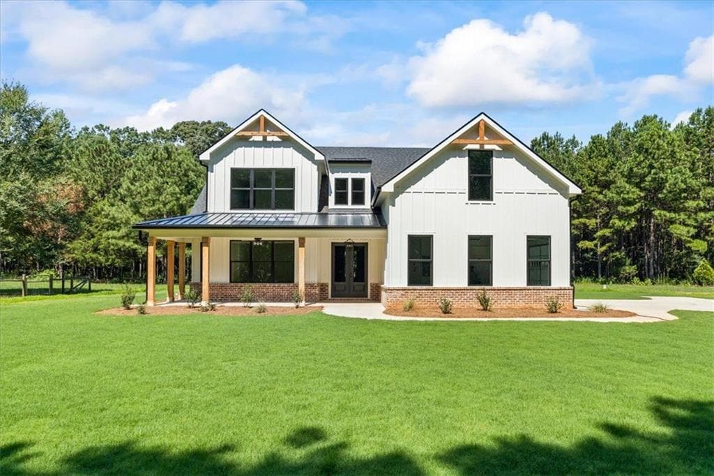 4 bedroom, 3 bathroom, 2,750 sq ft single family residence sold at 0 SPEARS Lane, Mansfield, GA 30055
