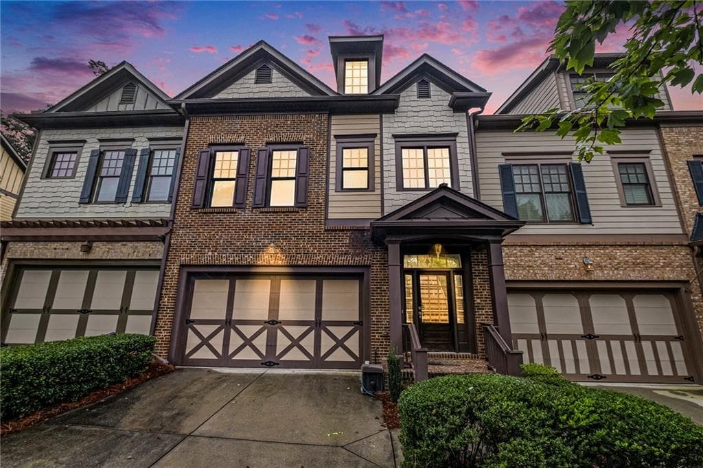4 bedroom, 5 bathroom, 4,440 sq ft townhouse sold at 6961 Fellowship Lane, Flowery Branch, GA 30542