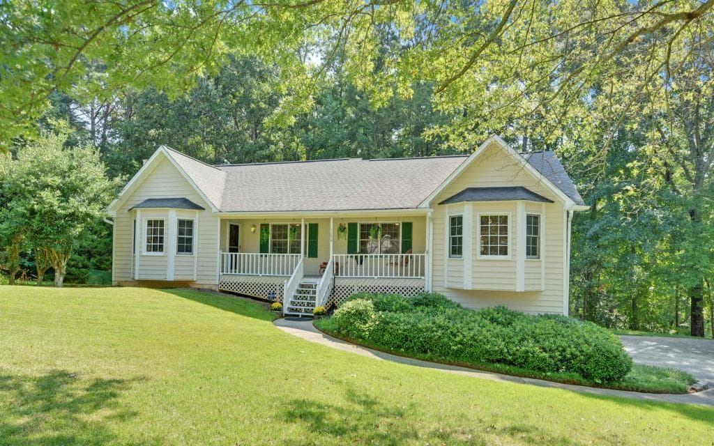 1098 Ashlin Drive, Woodstock, GA 30188 — most recent listing photo