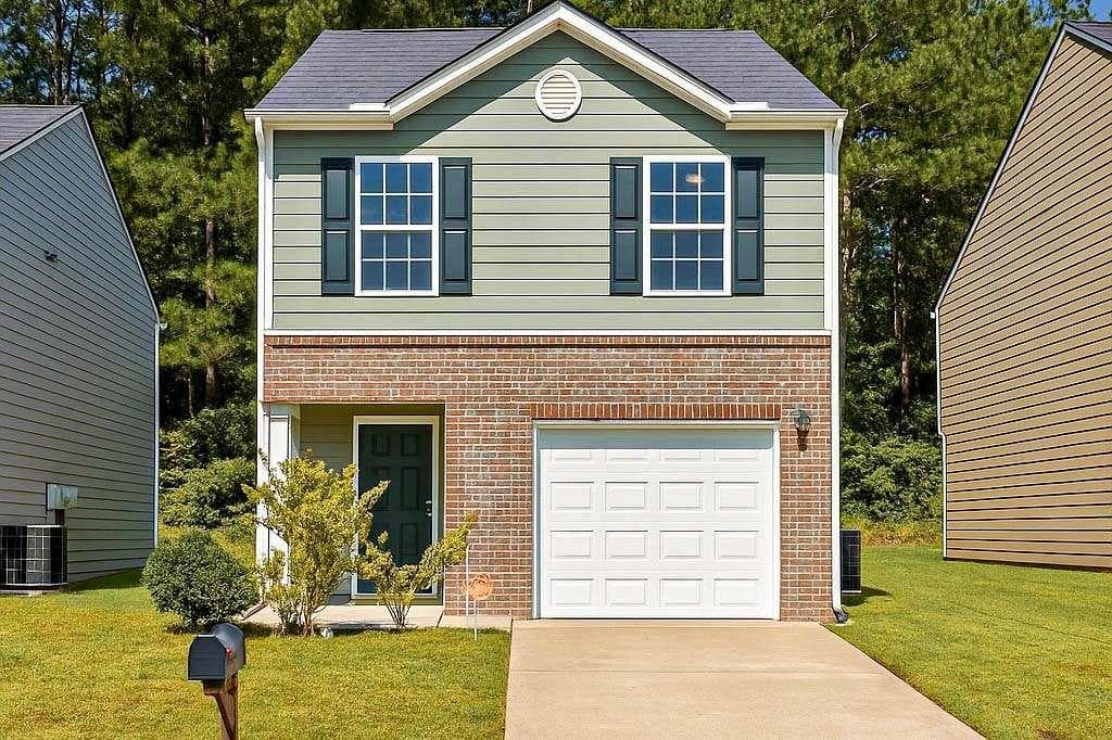 2565 Wood Bend Lane, Riverdale, GA 30296 — most recent listing photo