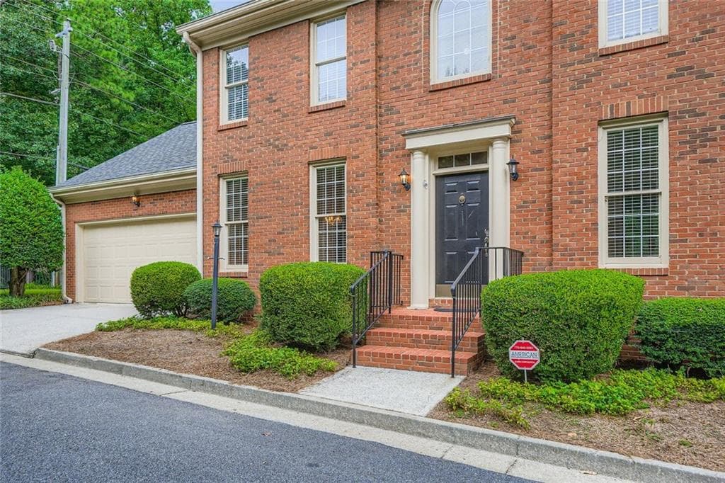 1231 Ivy Brook Lane, Brookhaven, GA 30319 — most recent listing photo
