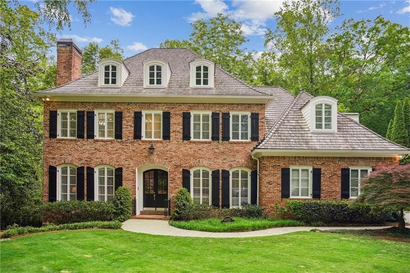 5 bedroom, 7 bathroom, 5,828 sq ft single family residence sold at 4555 Peachtree Dunwoody Road, Sandy Springs, GA 30342