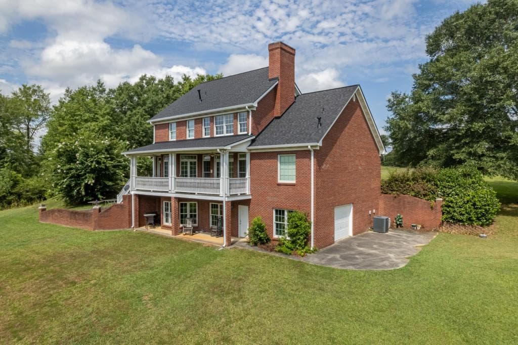 4 bedroom, 3 bathroom, 2,865 sq ft single family residence under contract at 865 Morgan Valley Road, Rockmart, GA 30153 — photo 2