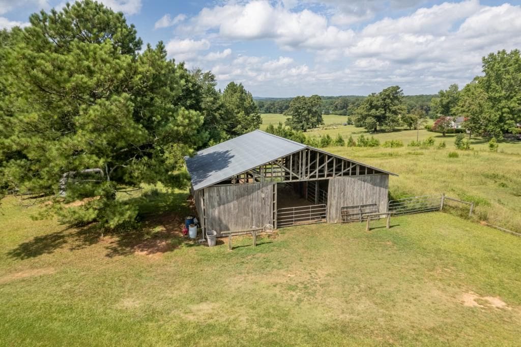 4 bedroom, 3 bathroom, 2,865 sq ft single family residence under contract at 865 Morgan Valley Road, Rockmart, GA 30153 — photo 3