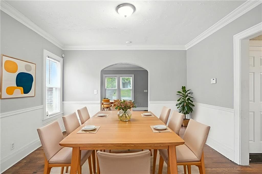4 bedroom, 4 bathroom, 2,295 sq ft single family residence for sale at 1807 Sylvan Road, Atlanta, GA 30310 — photo 8