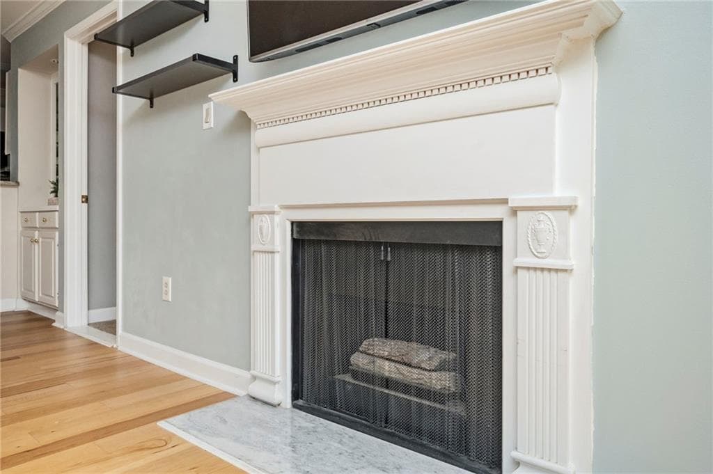 2 bedroom, 2 bathroom condominium for rent at 3203 Lenox Road 28, Atlanta, GA 30324 for $2,300 a month — photo 10