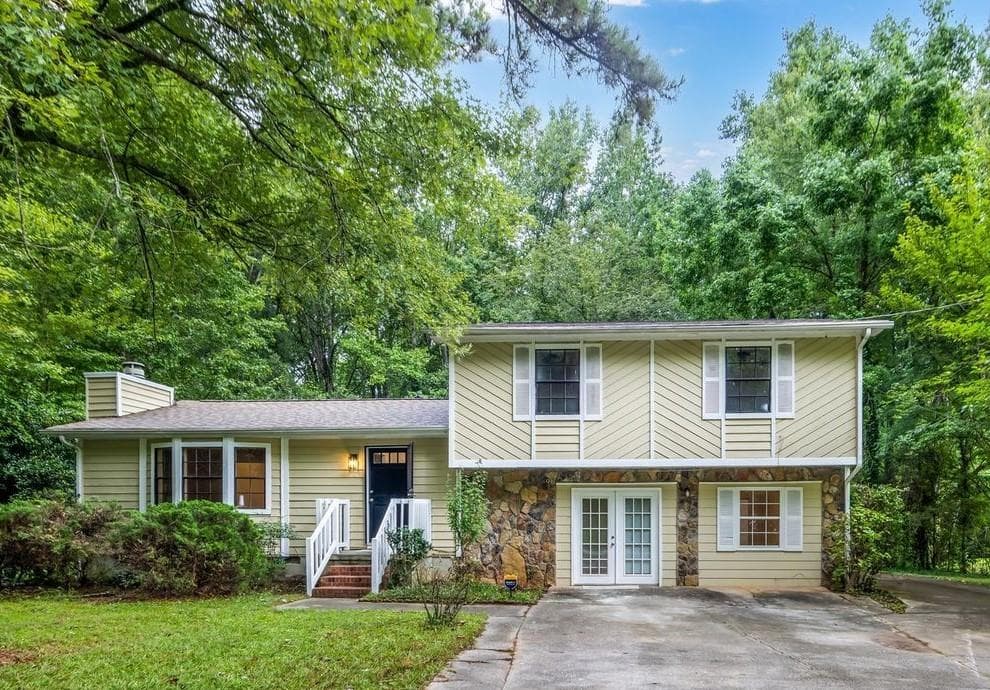 5152 McCarter Station, Stone Mountain, GA 30088 — most recent listing photo