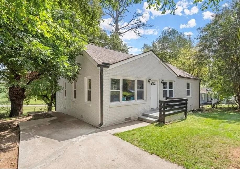 3 bedroom, 2 bathroom single family residence sold at 316 Henry Aaron Avenue, Atlanta, GA 30310