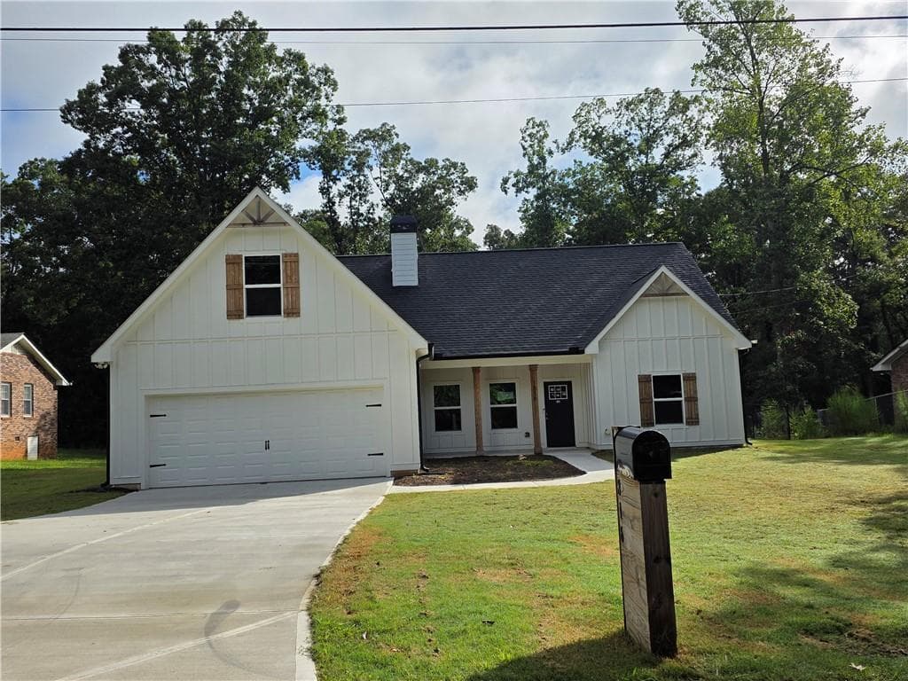 4 bedroom, 3 bathroom, 2,200 sq ft single family residence sold at 1816 Oak Spring Street, Statham, GA 30666