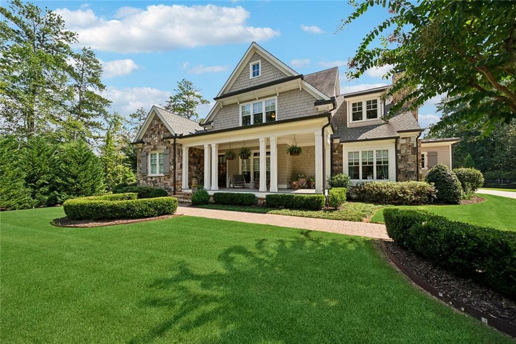 375 Hembree Road, Roswell, GA 30075 — most recent listing photo
