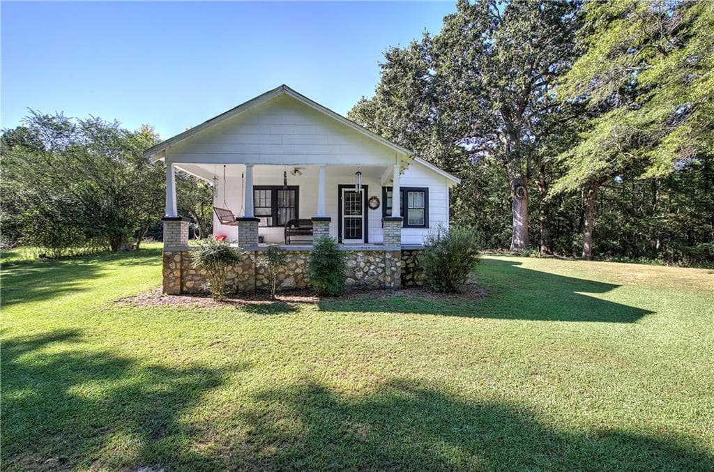 2 bedroom, 1 bathroom single family residence sold at 169 Barnsley Church Road, Kingston, GA 30145
