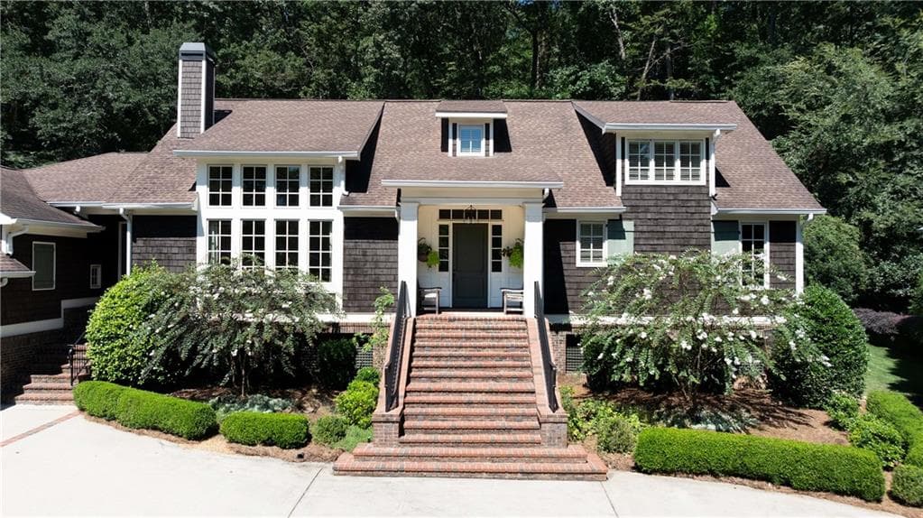 6 bedroom, 7 bathroom, 5,410 sq ft single family residence sold at 3540 Cochise Drive, Atlanta, GA 30339