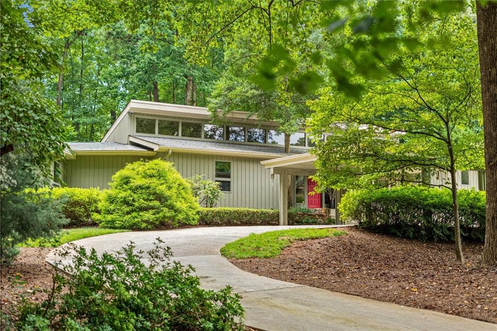 1959 Trotters Lane, Smoke Rise, GA 30087 — most recent listing photo
