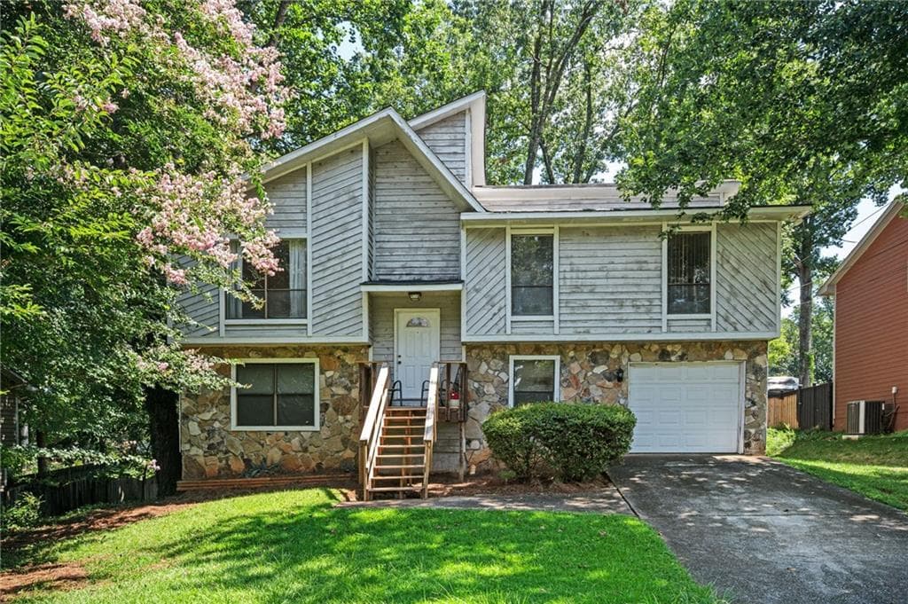 1069 Glasgow Drive, Lilburn, GA 30047 — most recent listing photo