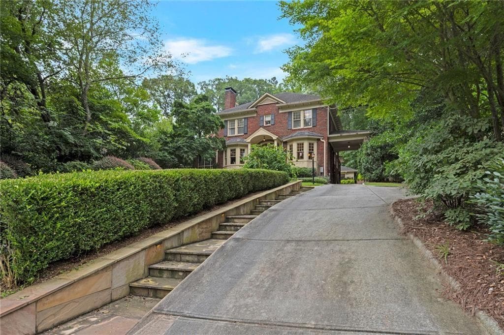 4 bedroom, 4 bathroom, 3,764 sq ft single family residence for sale at 1810 E Clifton Road, Atlanta, GA 30307 — photo 2