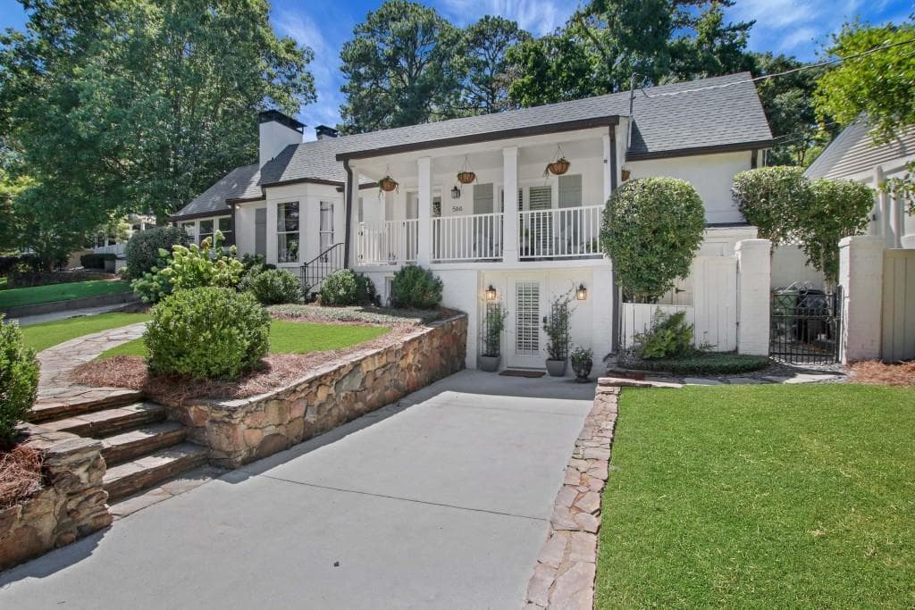 4 bedroom, 4 bathroom, 2,797 sq ft single family residence sold at 566 E Wesley Road, Atlanta, GA 30305