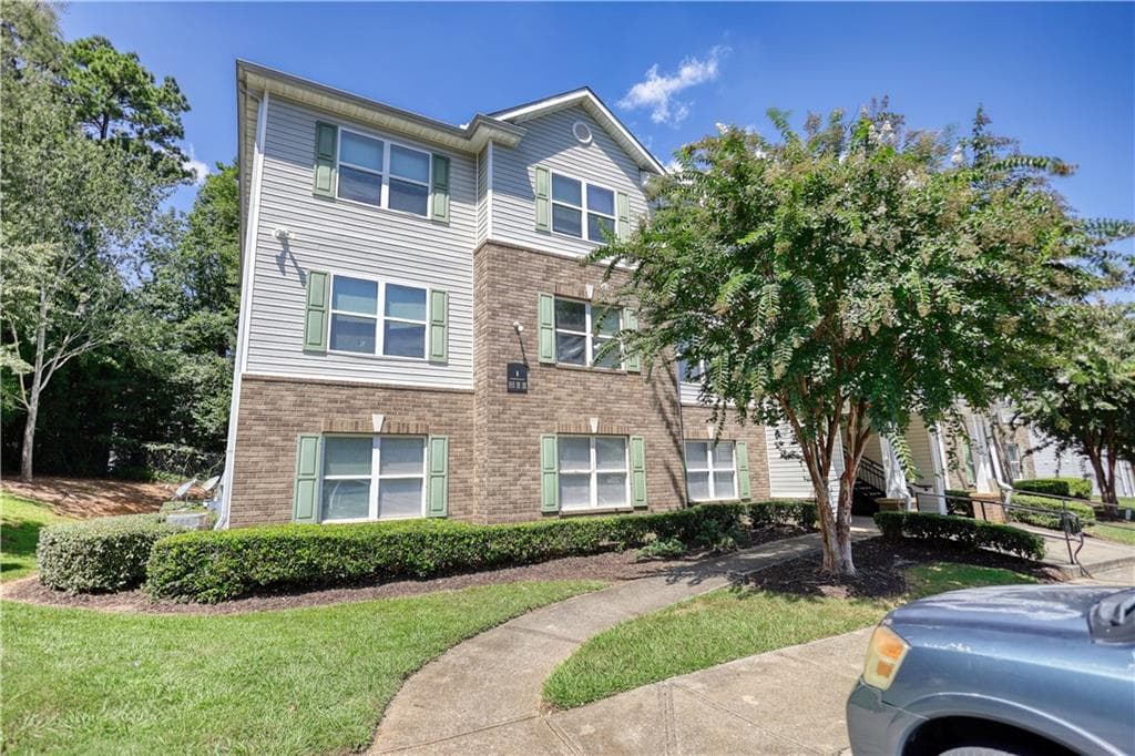 1101 Fairington Ridge Circle, Lithonia, GA 30038 — most recent listing photo