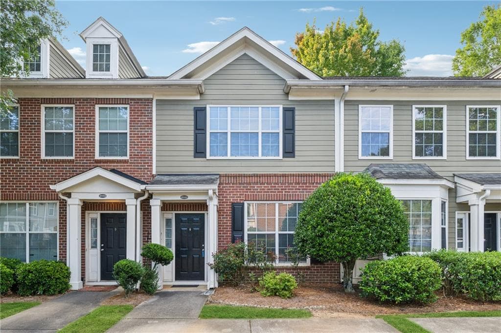 2030 Del Lago Circle 8, Kennesaw, GA 30152 — most recent listing photo