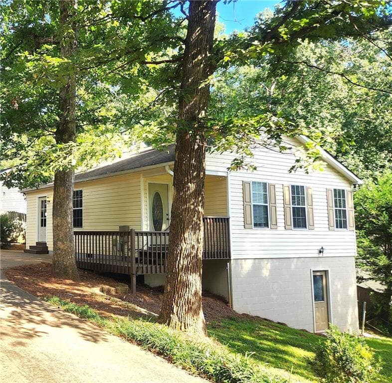 2865 Imperial Drive, Cumming, GA 30041 — most recent listing photo