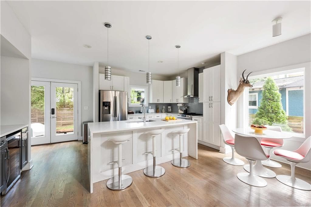 4 bedroom, 3 bathroom, 2,400 sq ft single family residence for rent at 1124 Hawthorne Street, Atlanta, GA 30307 for $6,450 a month — photo 4