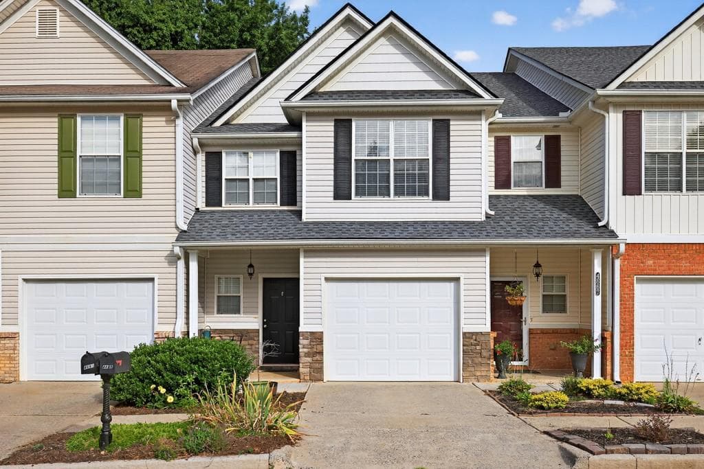 4865 Beacon Ridge Lane, Flowery Branch, GA 30542 — most recent listing photo