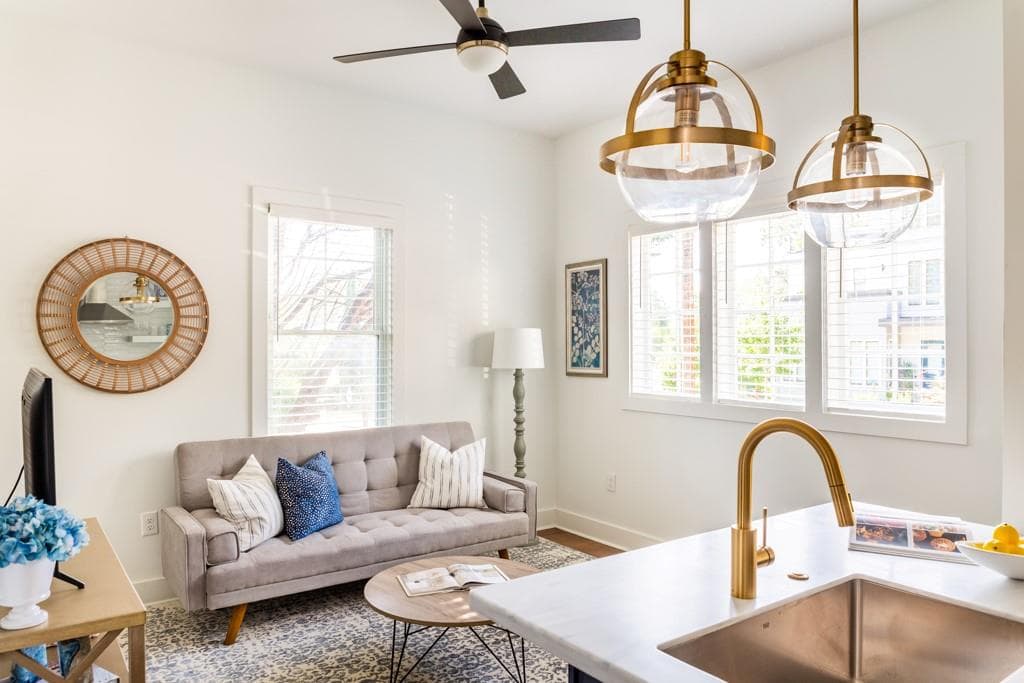 1 bedroom, 1 bathroom, 662 sq ft townhouse for rent at 538 Winton Terrace B, Atlanta, GA 30308 for $2,500 a month — photo 5