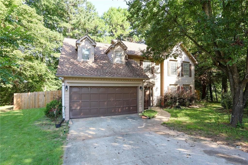 4 bedroom, 3 bathroom, 2,001 sq ft single family residence sold at 2815 TREEHOUSE Court, Lawrenceville, GA 30044