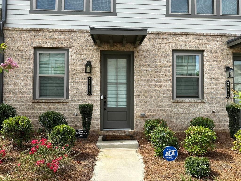 3 bedroom, 5 bathroom, 1,358 sq ft townhouse sold at 2676 Caruso Way, Atlanta, GA 30339